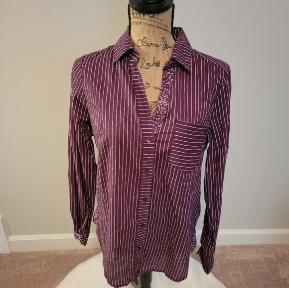 Michael Stars Tops - NWOT Michael Stars burgundy rose stripped button down top